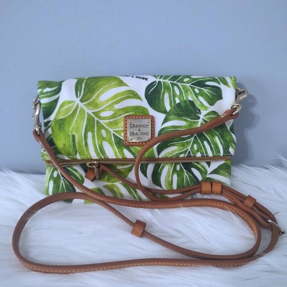 Dooney & Bourke Palm Montego Foldover Crossbody EUC - Picture 1 of 7